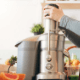 Jak działa robot kuchenny z funkcją gotowania?